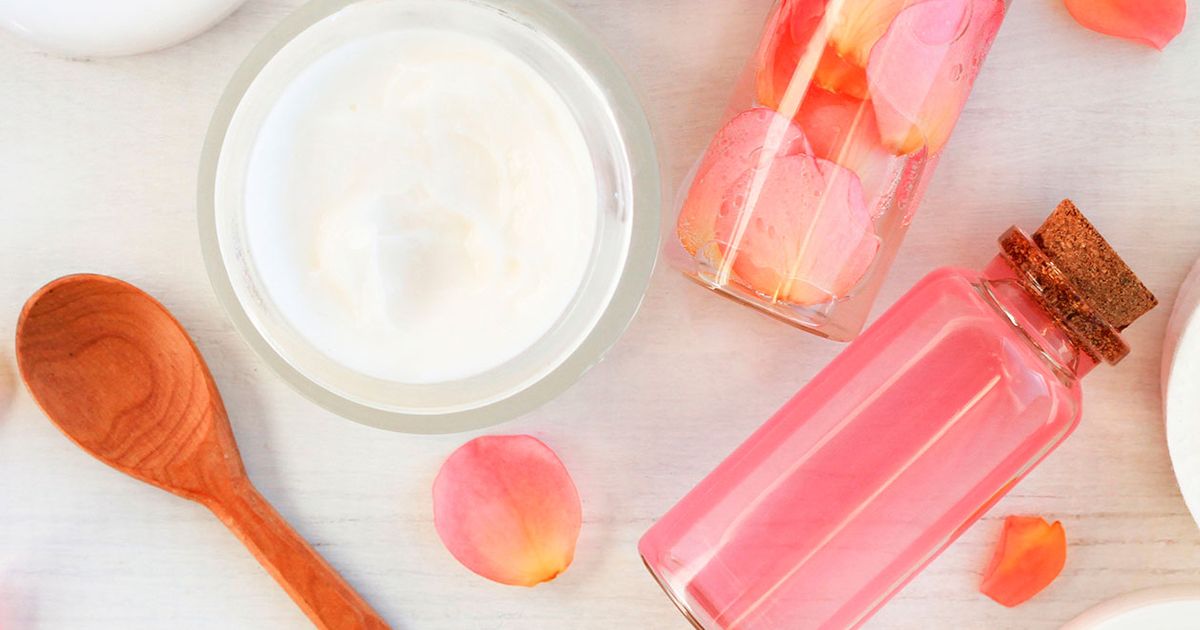 Comment faire son eau de rose pour le visage