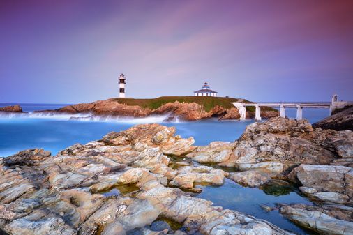 Faro de la Isla Pancha, en Ribadeo