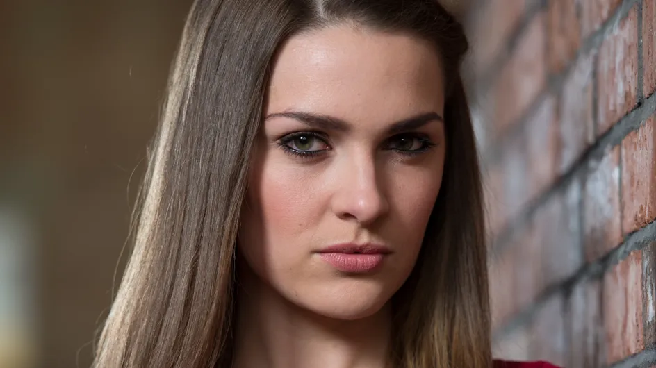 Hollyoaks 14/08 - The Blackmailer Posts A Letter Addressed To Sienna