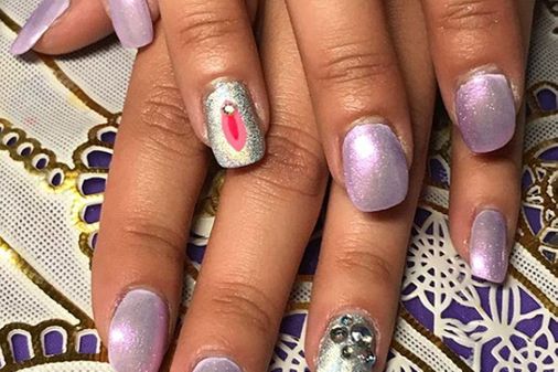 Vagina nail art