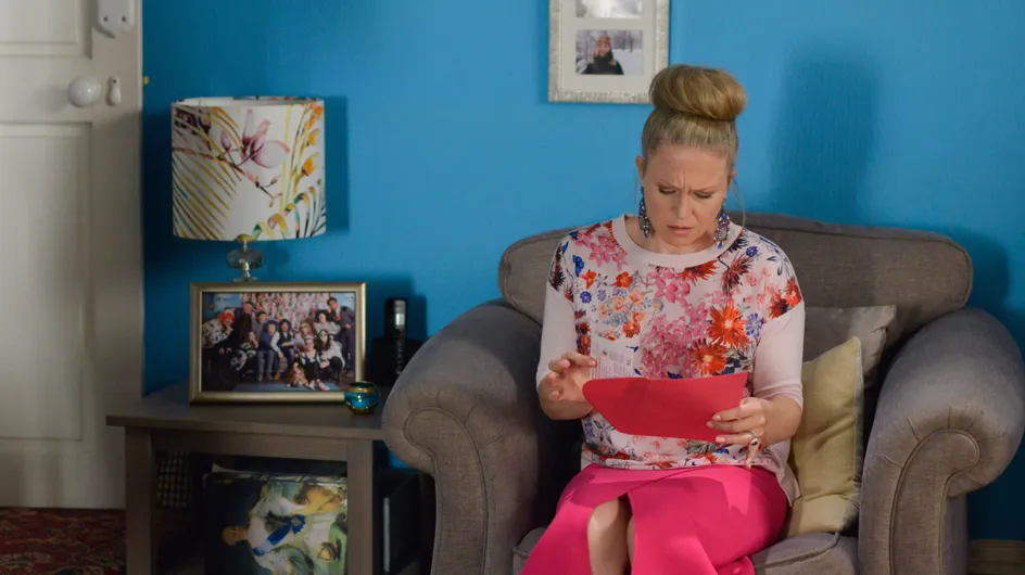 Eastenders 31/08 - Linda Is Struggling To Cope With Her Situation