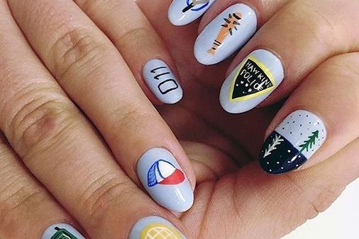 Manicura Stranger Things