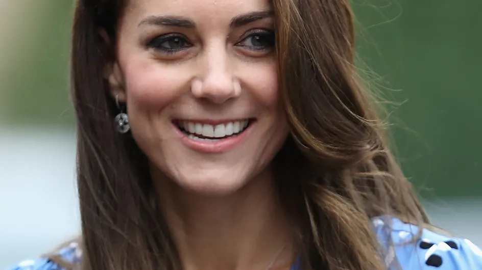 Surprise ! Kate Middleton arbore désormais un carré ultra-court (Photos)