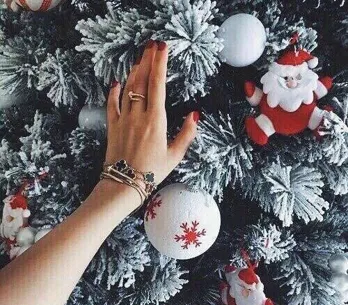 ¿Cómo decorar un árbol de Navidad? Trucos e ideas para decorar tu árbol navideño