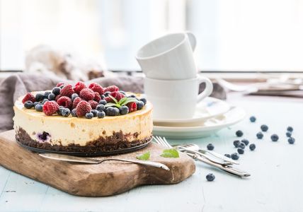 Tarta de queso con frutos rojos