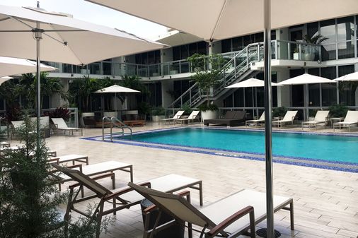 ME Miami Pool
