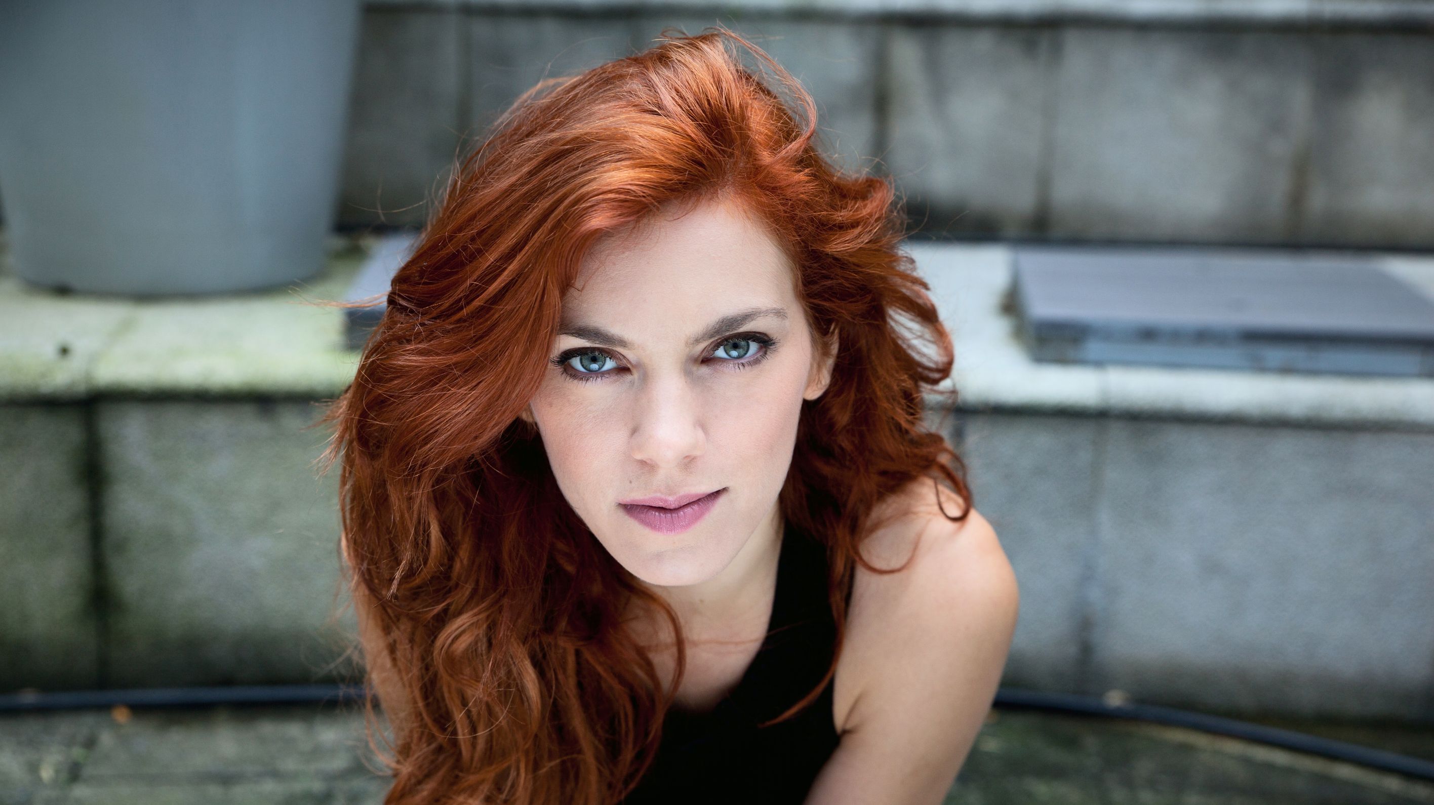 Anais Delva : La chanteuse revient avec "Partons"