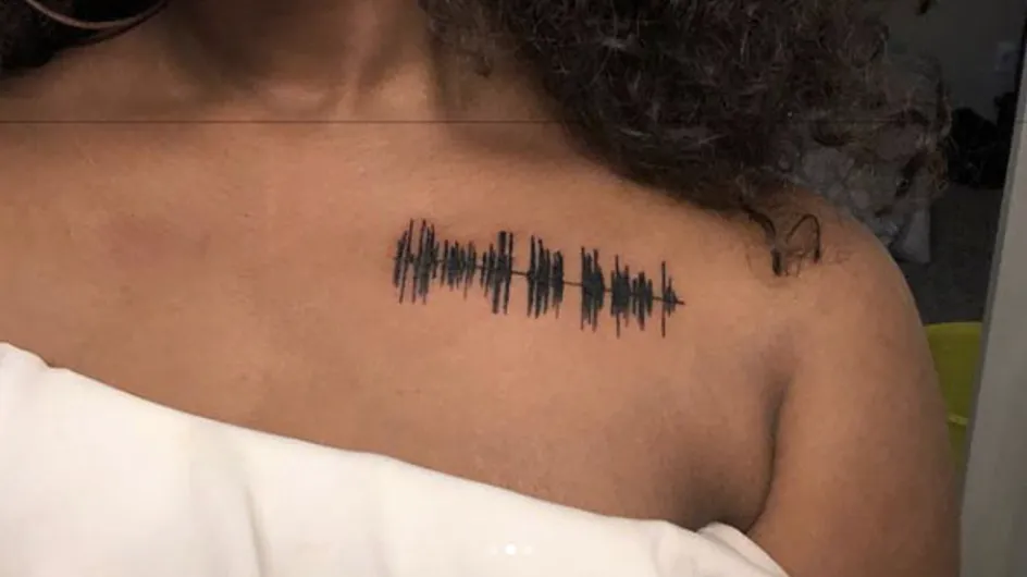 Elle se fait tatouer un message vocal de sa grand-mère décédée (vidéo)