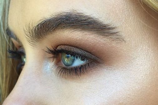 Cejas brushed-up