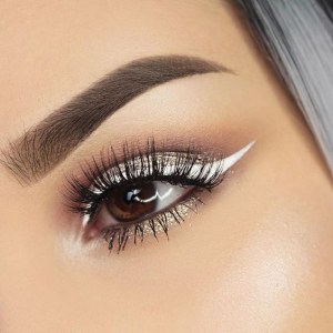 Eye-liner blanco