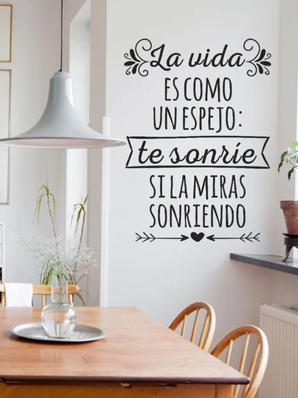 Cómo pegar adhesivos decorativos