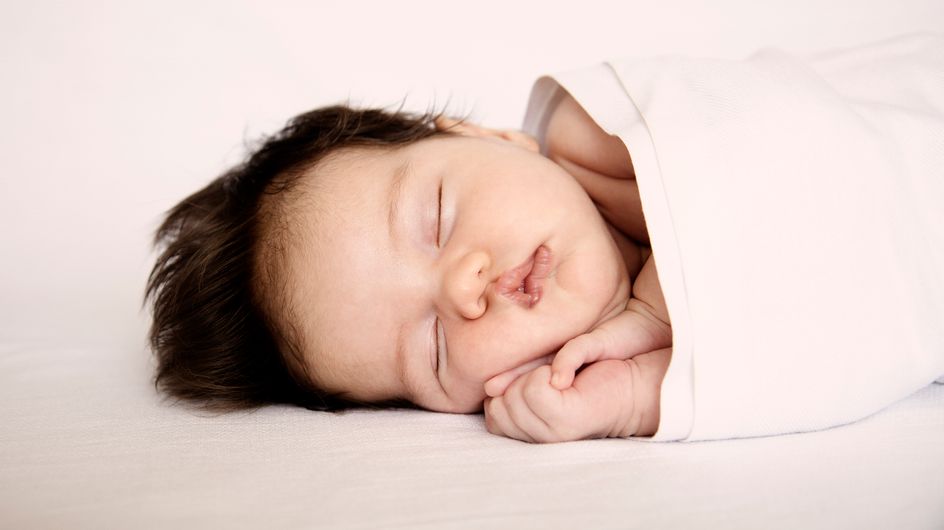 L Imposante Chevelure De Ce Bebe De 3 Mois Est Completement Hilarante