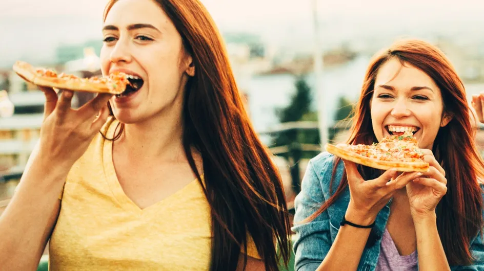 La donna che mangia è più felice, e il motivo è più profondo del previsto!