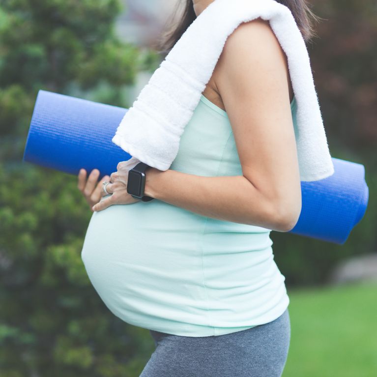 Faire du sport pendant la grossesse permettrait d'accoucher plus vite