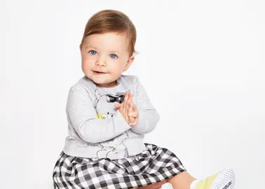 Comment bien choisir les chaussures premiers pas de bébé ? - et  inspirations pour la maison