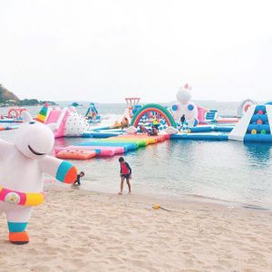 Inflatable Island