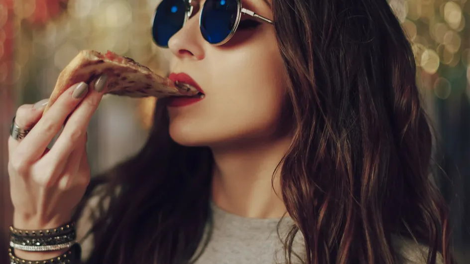 5 errori da evitare assolutamente quando mangi la pizza