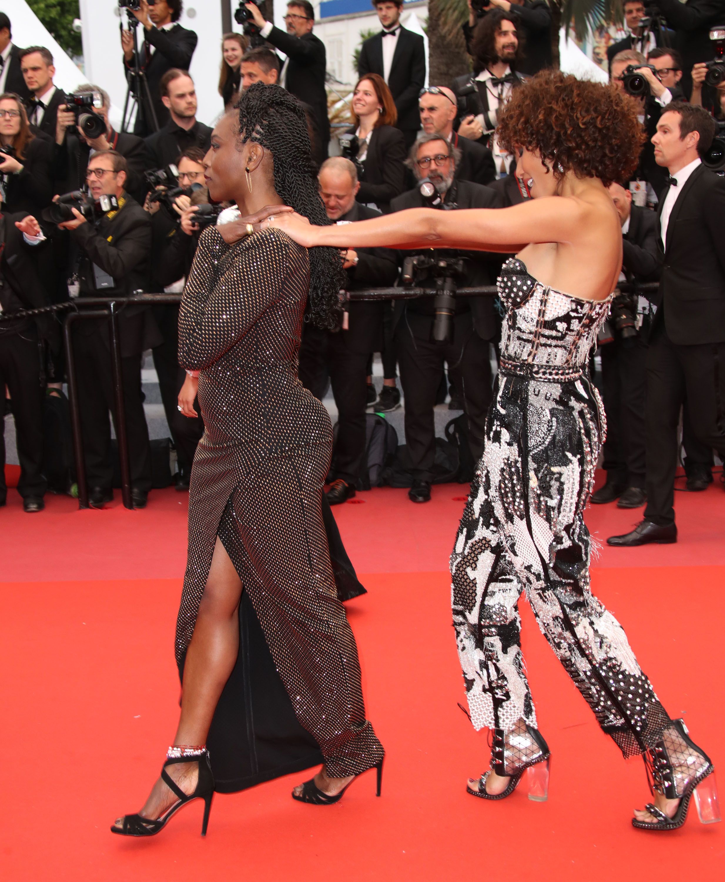 Films Et Séries Tv Avec Rachel Khan Noire n'est pas mon métier" : les actrices dansent à Cannes