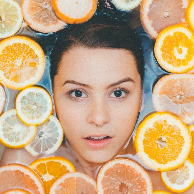 maschera viso quanto tenerla maschera viso quanto tenerla