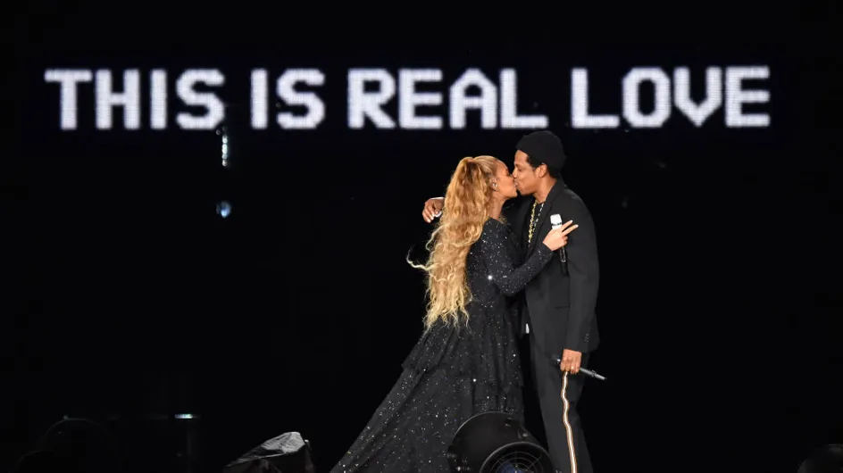 Beyoncé et Jay Z posent nus et affolent la Toile !