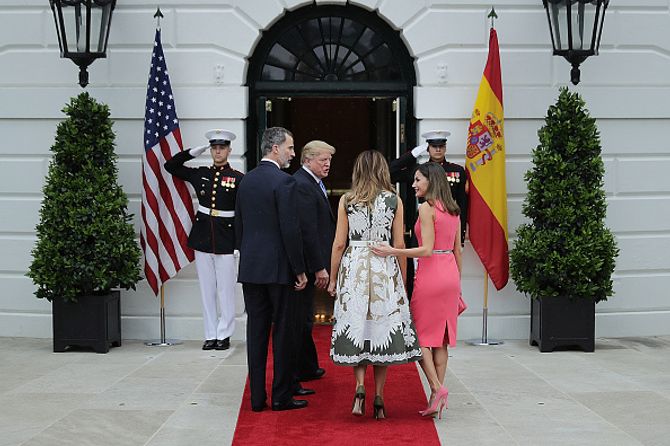 Los Trump reciben a Felipe y Letizia