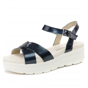 Sandalias con detalle plataforma - Pitillos (60,00€)