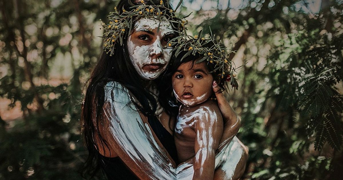 Elle rend hommage à sa culture aborigène et à la maternité en photos