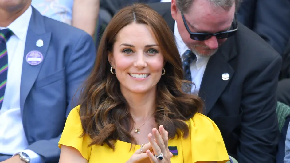 En petite robe jaune moulante, Kate Middleton fait sensation à Wimbledon