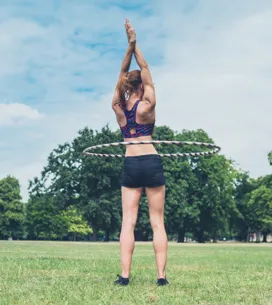 Ejercicios con hula hoop: la forma más divertida de fortalecer tu abdomen