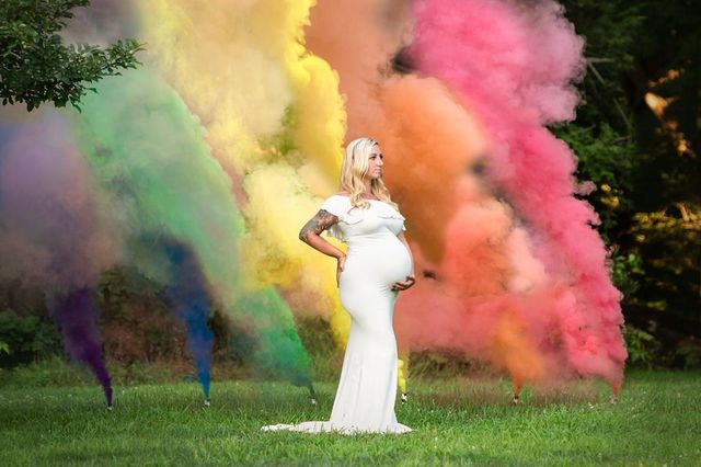 Cette Maman Celebre Son Bebe Arc En Ciel Avec Un Magnifique Photoshoot