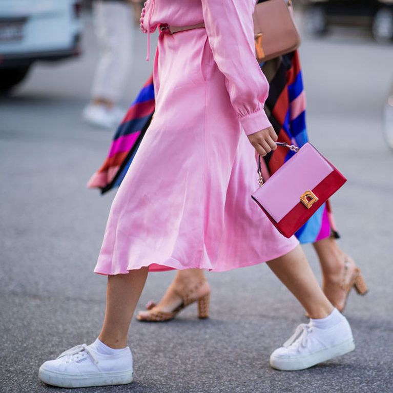 Welche Schuhe Zu Schwarzem Kleid