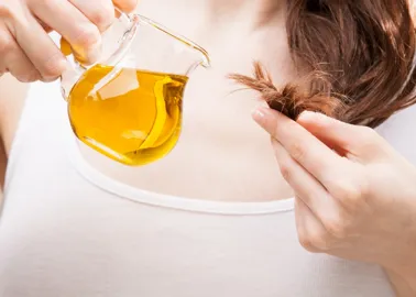 Comment faire un bain d'huile pour cheveux ?