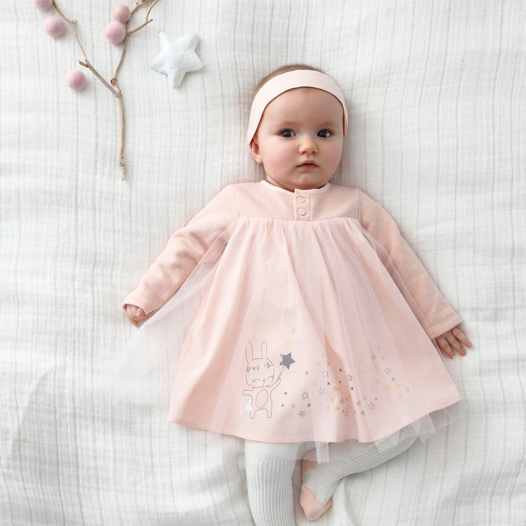 Fête : des tenues de fête trop stylées pour bébé