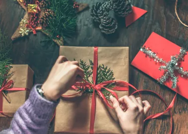 100 regalos de Navidad originales para sorprender a una mujer