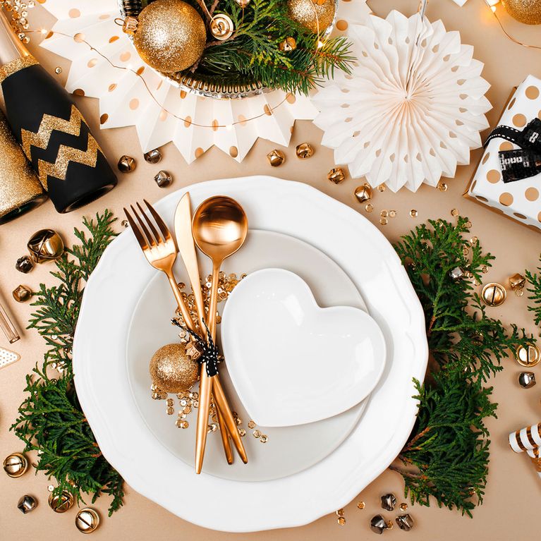 Tischdeko Weihnachten 2022 Basteln So wird's festlich Weihnachtliche Tischdeko selber basteln Tischdeko Weihnachten 2022 Basteln So wird's festlich Weihnachtliche Tischdeko selber basteln