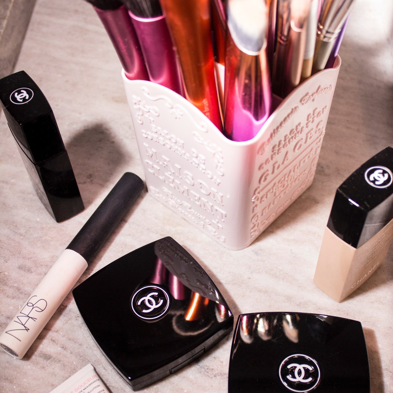 Cómo ordenar tu set de maquillaje - Mantener tus cosméticos organizados