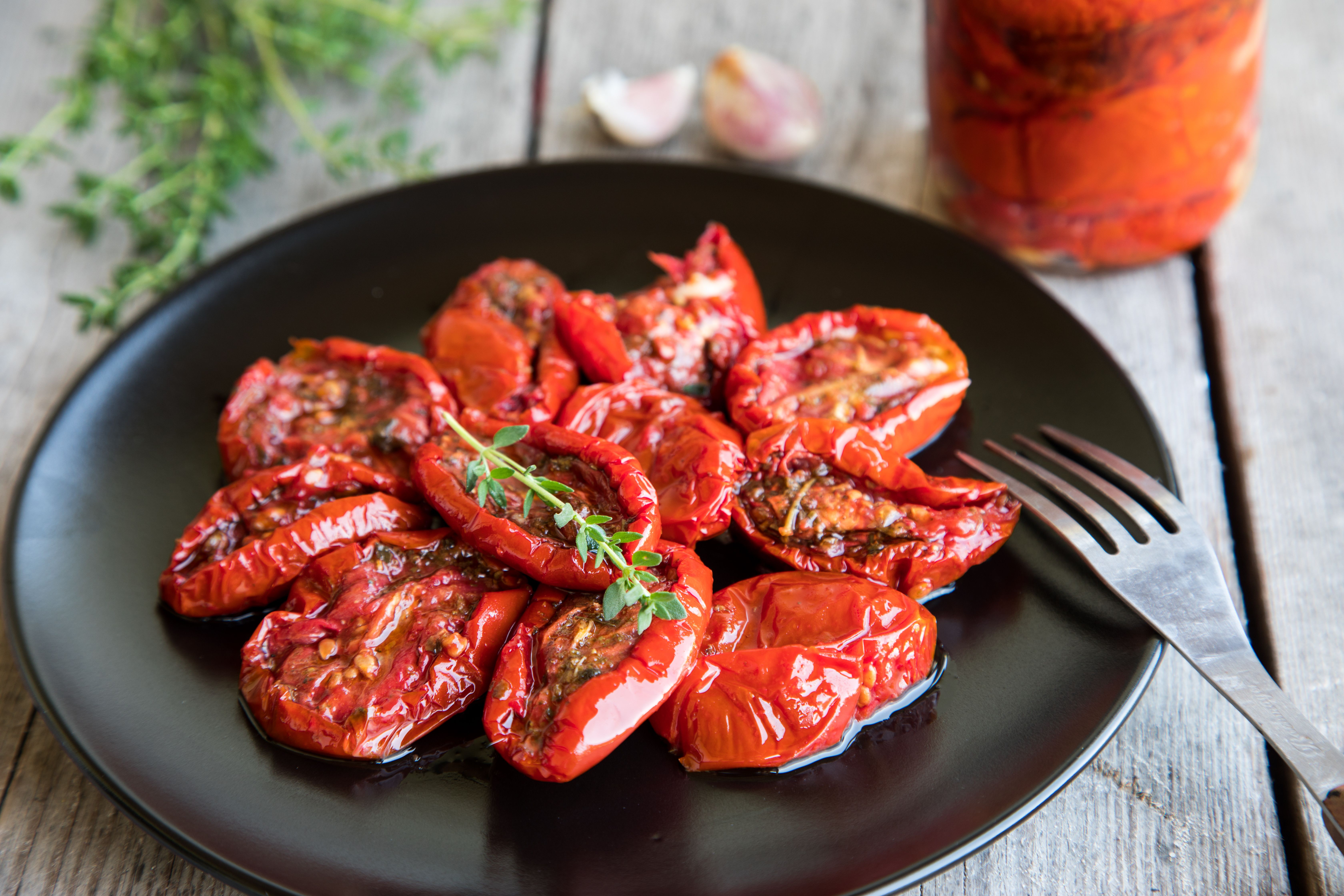 Réussir à faire des tomates séchées maison - Cuisinons En Couleurs
