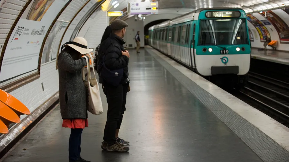 Paris : deux personnes brûlées par de l'acide sulfurique dans le métro