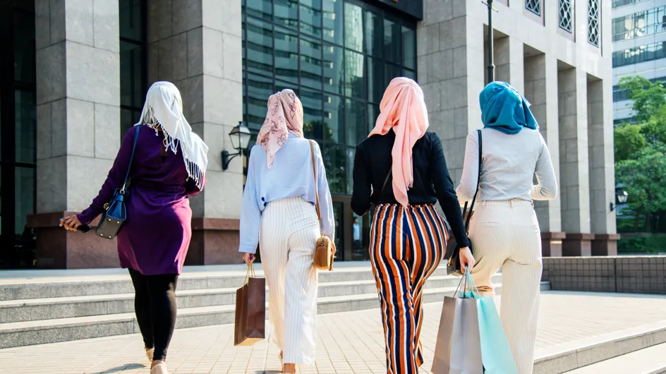 En Algérie, une campagne a été lancée contre la pression sociale qu'implique le port du hijab
