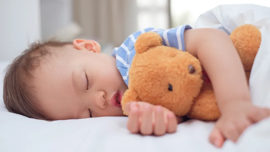 Todo lo que necesitas para ayudar a tus hijos a dormir mejor