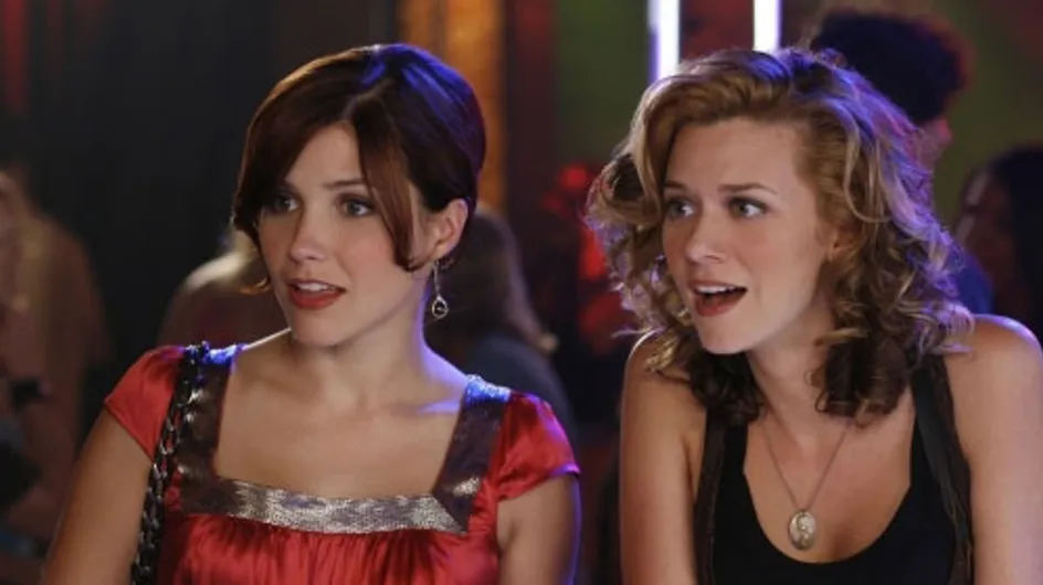 Deux actrices des Frères Scott aident une fan à faire sa demande en mariage (vidéo)