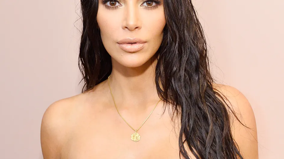 Au naturel, Kim Kardashian dévoile son visage abîmé par le psoriasis (Photos)