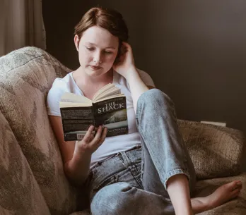 ¿No sabes qué novela regalar? 10 libros recomendados para mujeres