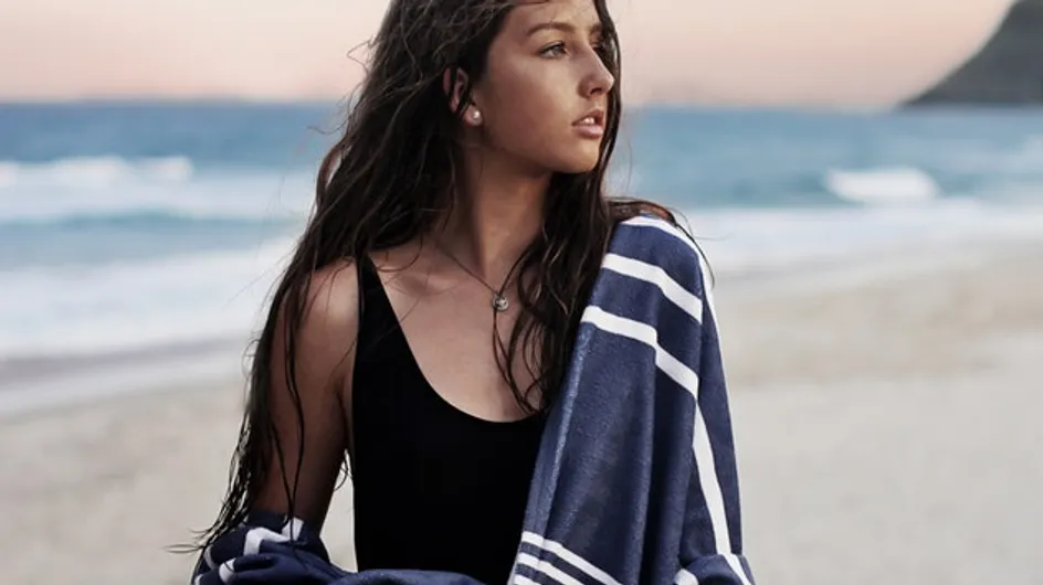 La serviette de plage: y penser avant l'été