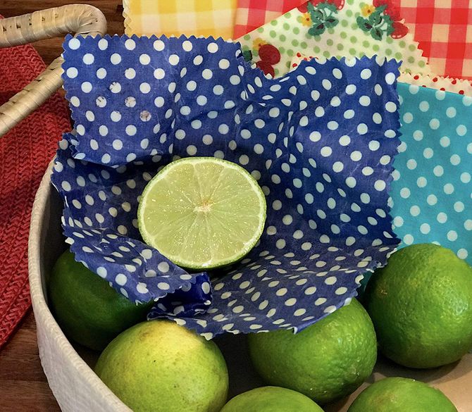 Limón envuelto en una colmena 