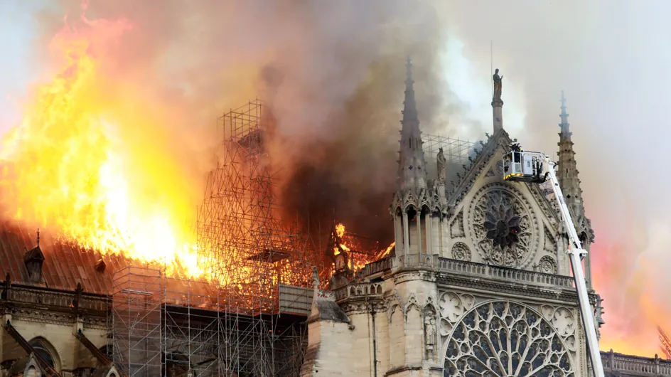 Notre-Dame de Paris en flammes (photos)
