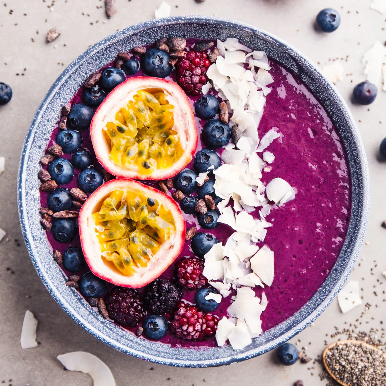 Fettarm, vegan & lecker: Diese 10 Acai Bowl-Rezepte MÜSST ihr testen