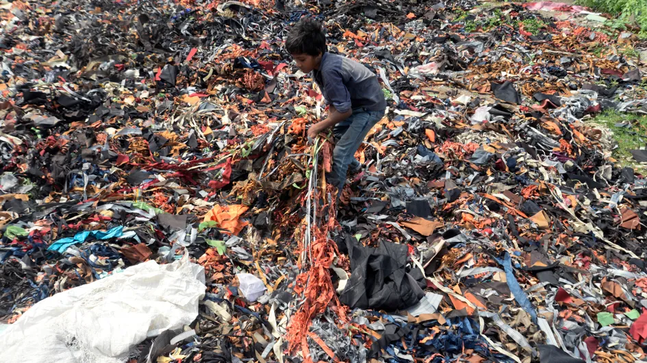 En Inde, certains élèves paient leurs frais de scolarité en déchets plastiques