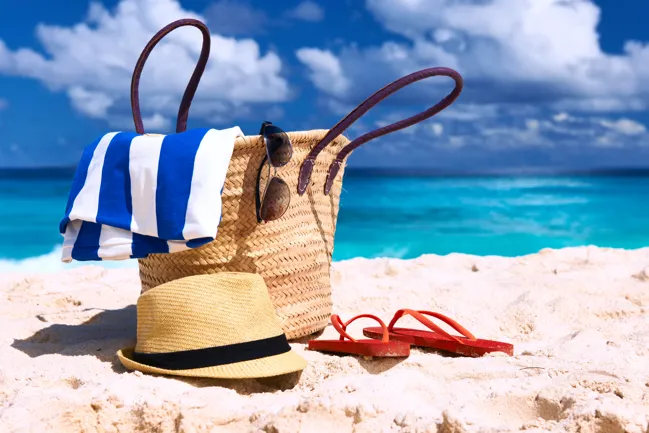 El bolso de playa como accesorio infalible de verano