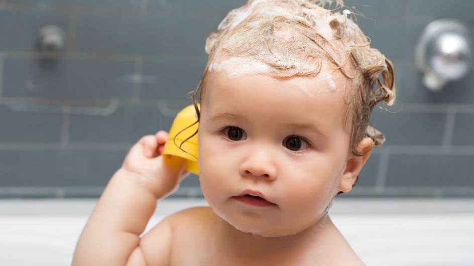 Shampoing De Bebe Les Meilleurs Trucs Pour Un Shampoing Sans Larmes